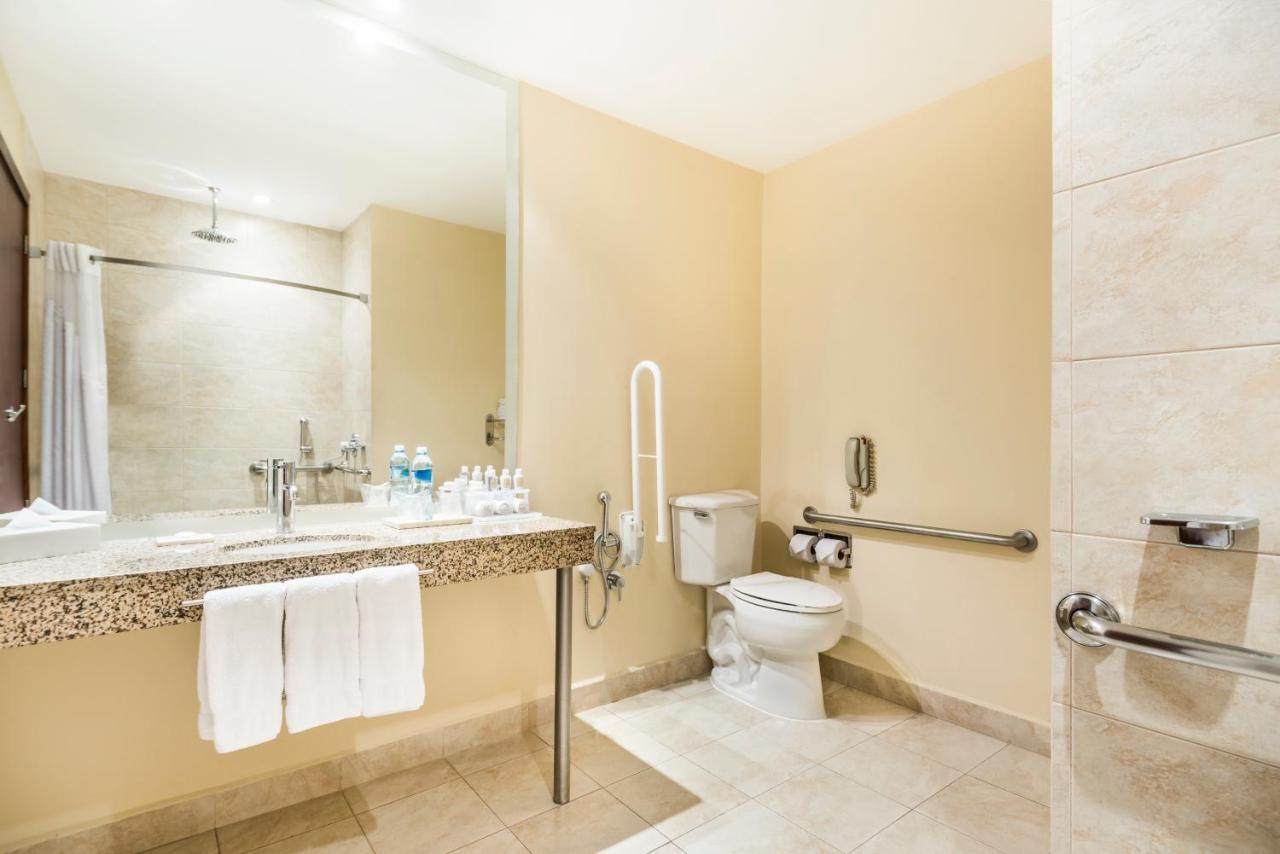 Holiday Inn Express Quito By Ihg Eksteriør bilde
