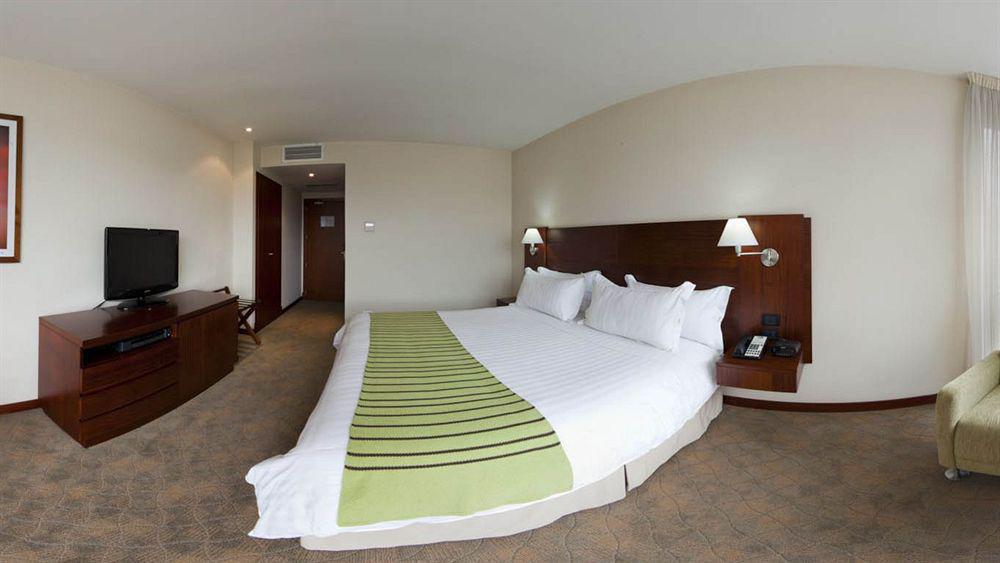 Holiday Inn Express Quito, An Ihg Hotel Eksteriør bilde